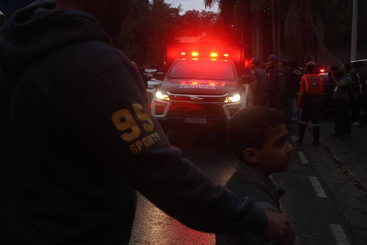 nottingham-forest-x-manchester-united - Mercado de apostas brasileiro